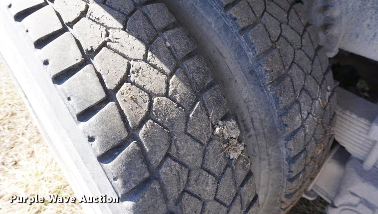 image for item DE3101 2008 International 7400 dump truck