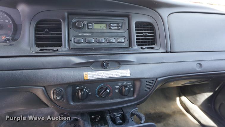 image for item DE3167 2011 Ford Crown Victoria Police Interceptor