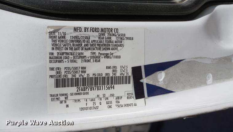 image for item DE3167 2011 Ford Crown Victoria Police Interceptor