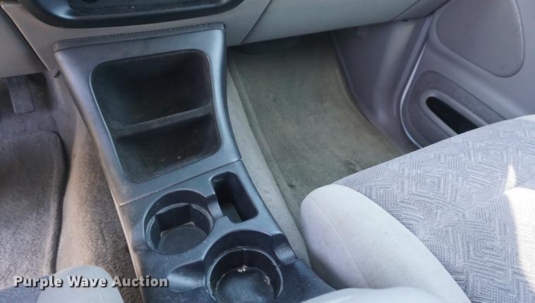 image for item DE3168 1999 Ford Explorer XLT SUV