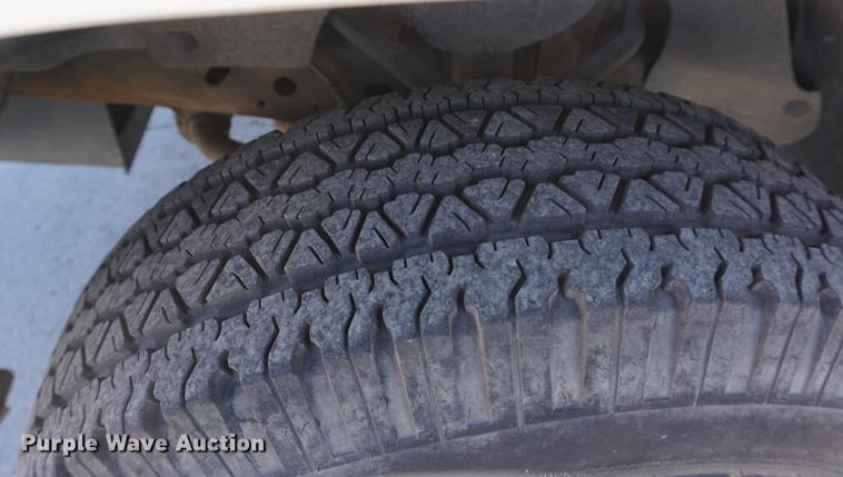 image for item DE3168 1999 Ford Explorer XLT SUV