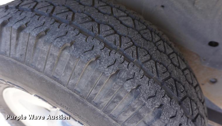 image for item DE3168 1999 Ford Explorer XLT SUV