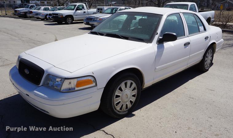 image for item DE3169 2008 Ford Crown Victoria Police Interceptor