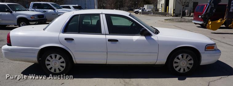 image for item DE3169 2008 Ford Crown Victoria Police Interceptor