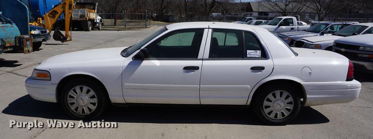 image for item DE3169 2008 Ford Crown Victoria Police Interceptor