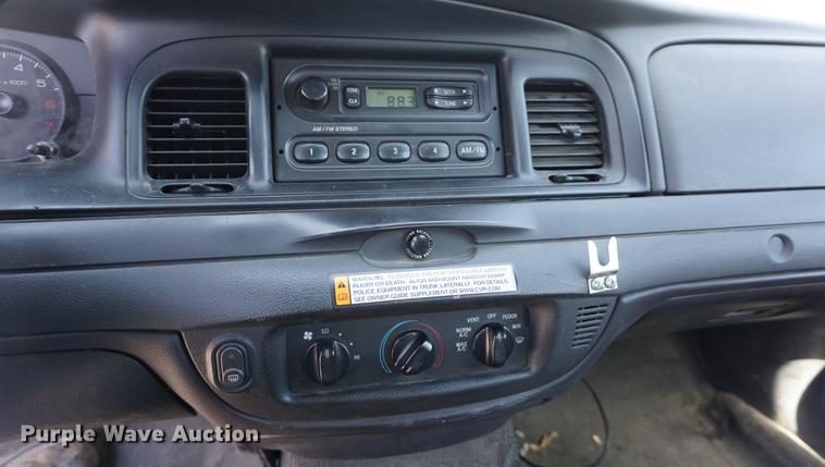image for item DE3169 2008 Ford Crown Victoria Police Interceptor