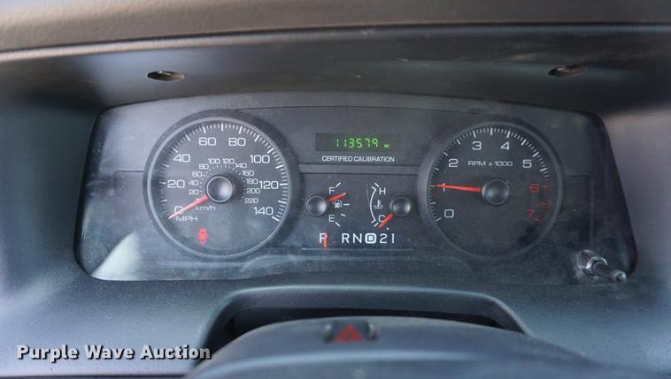 image for item DE3169 2008 Ford Crown Victoria Police Interceptor