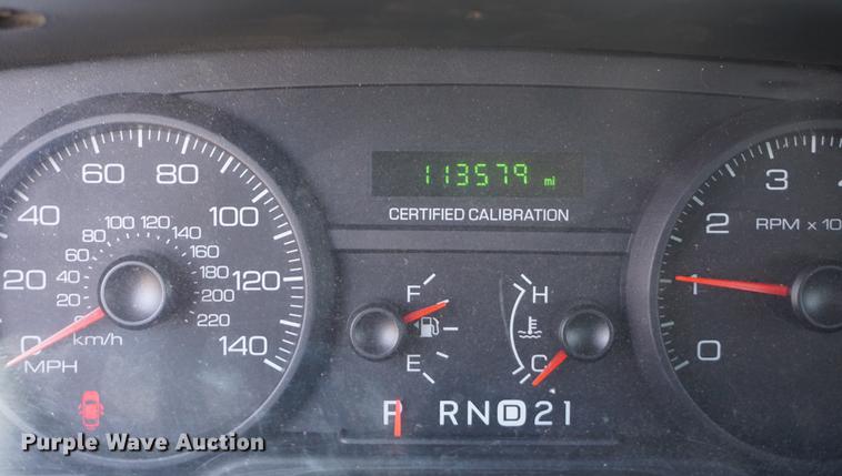 image for item DE3169 2008 Ford Crown Victoria Police Interceptor