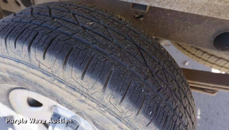 image for item DE3170 2000 Chevrolet Silverado 1500 pickup truck