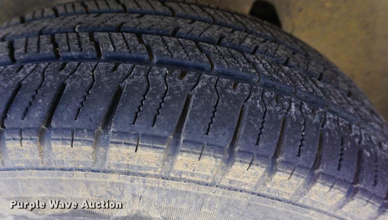 image for item DE3170 2000 Chevrolet Silverado 1500 pickup truck