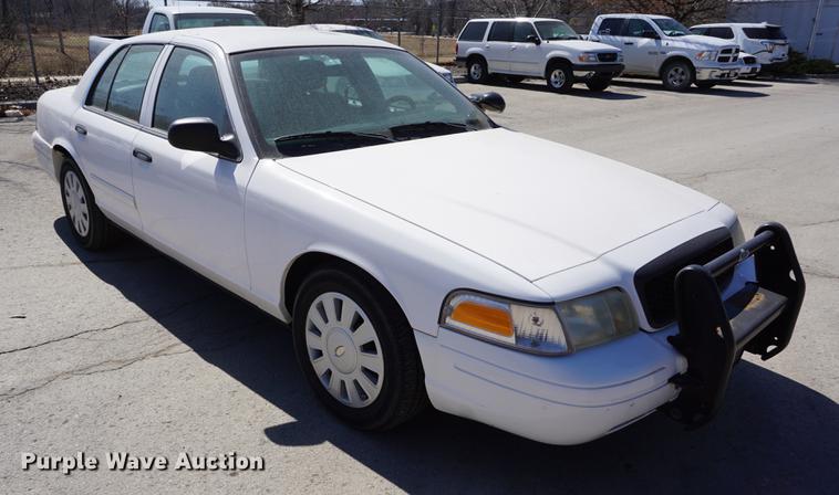 image for item DE3171 2008 Ford Crown Victoria Police Interceptor