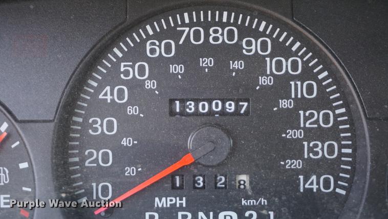 image for item DE3172 2003 Ford Crown Victoria Police Interceptor