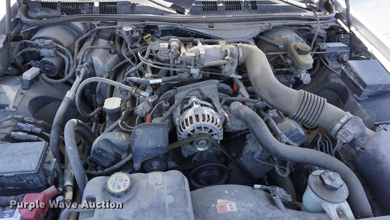image for item DE3172 2003 Ford Crown Victoria Police Interceptor
