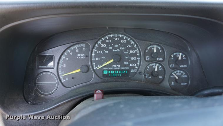 image for item DE3173 2000 Chevrolet Silverado 1500 pickup truck