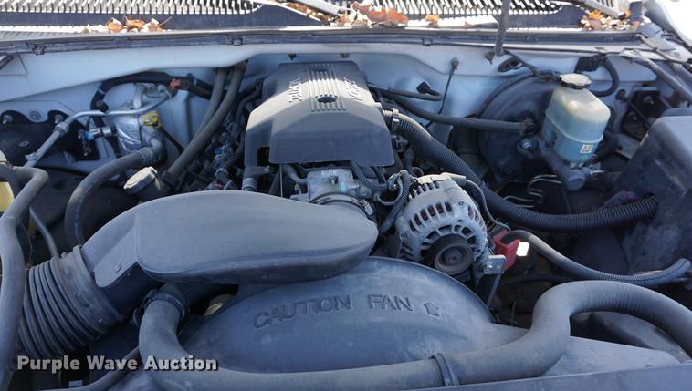 image for item DE3173 2000 Chevrolet Silverado 1500 pickup truck