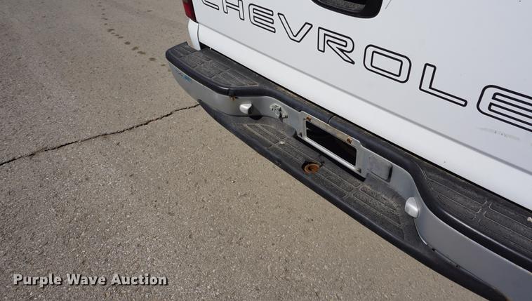 image for item DE3173 2000 Chevrolet Silverado 1500 pickup truck