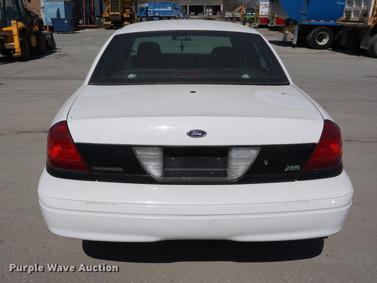 image for item DE3174 2009 Ford Crown Victoria Police Interceptor