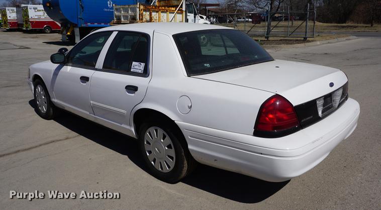 image for item DE3174 2009 Ford Crown Victoria Police Interceptor