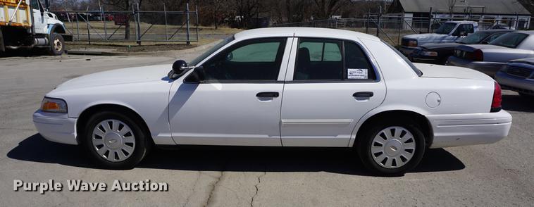 image for item DE3174 2009 Ford Crown Victoria Police Interceptor