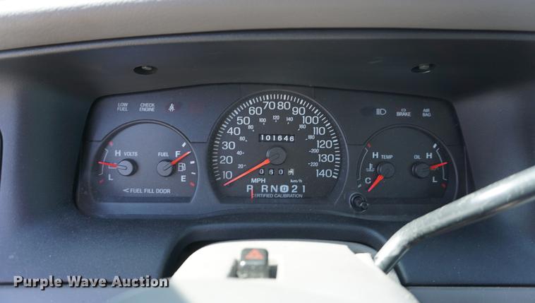 image for item DE3175 2002 Ford Crown Victoria Police Interceptor