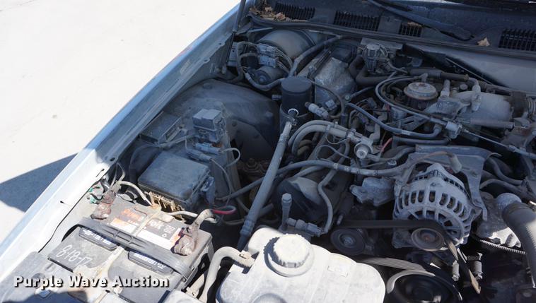 image for item DE3175 2002 Ford Crown Victoria Police Interceptor