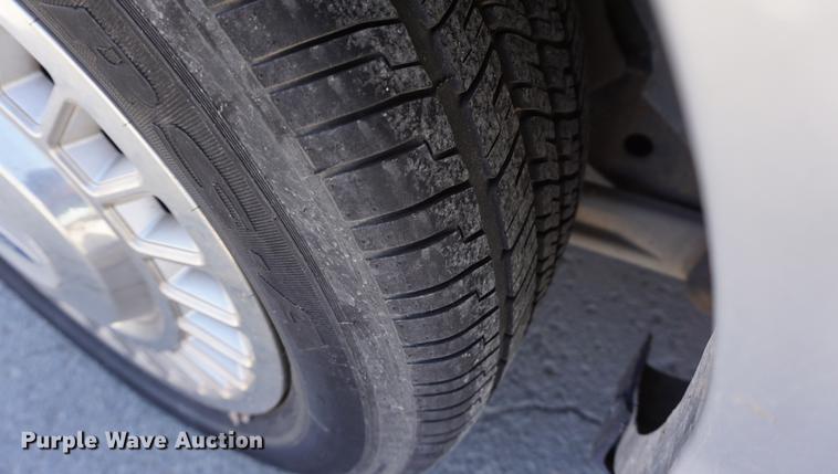 image for item DE3175 2002 Ford Crown Victoria Police Interceptor