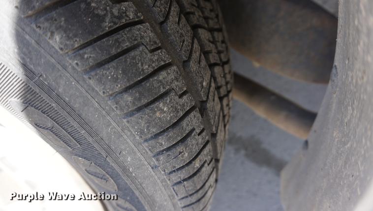 image for item DE3175 2002 Ford Crown Victoria Police Interceptor