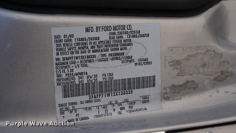 image for item DE3175 2002 Ford Crown Victoria Police Interceptor