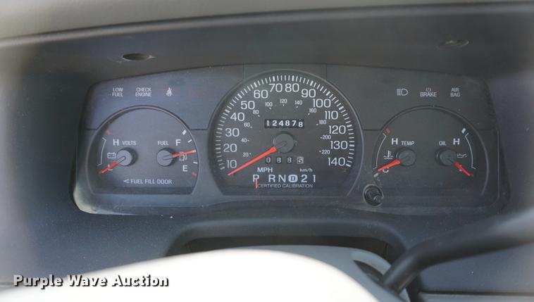 image for item DE3176 2004 Ford Crown Victoria Police Interceptor