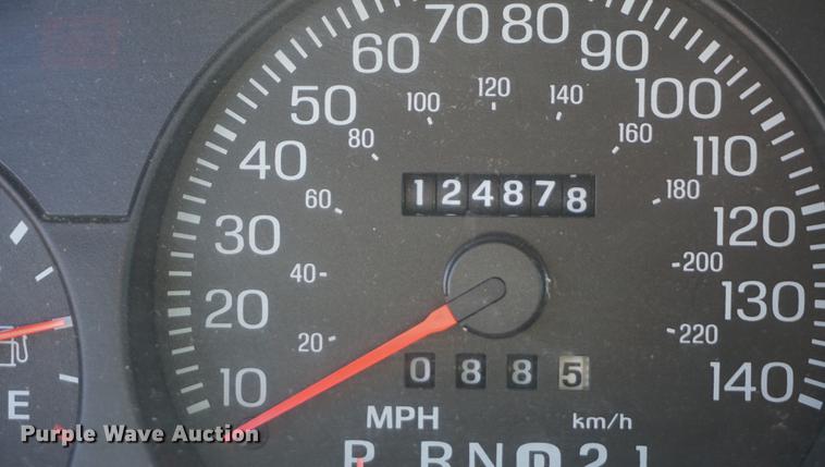 image for item DE3176 2004 Ford Crown Victoria Police Interceptor