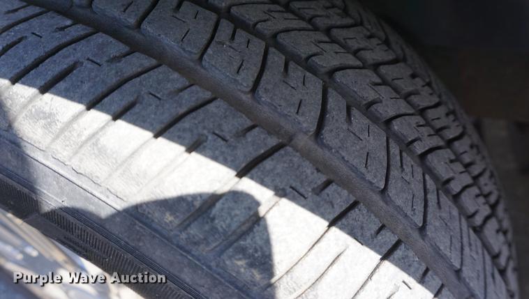 image for item DE3176 2004 Ford Crown Victoria Police Interceptor