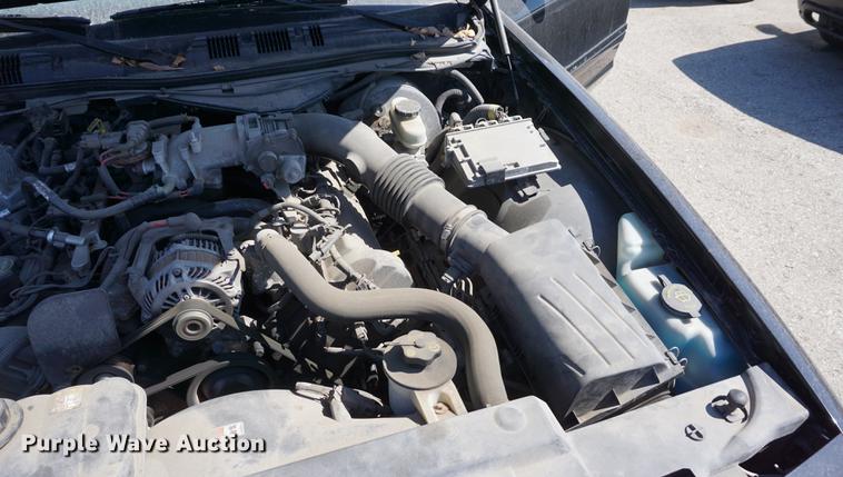 image for item DE3177 2005 Ford Crown Victoria Police Interceptor