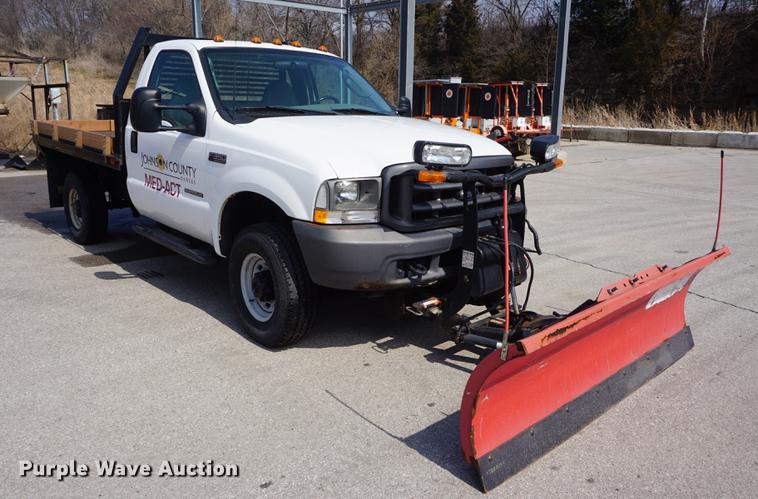 image for item DE3190 2003 Ford F350 pickup truck