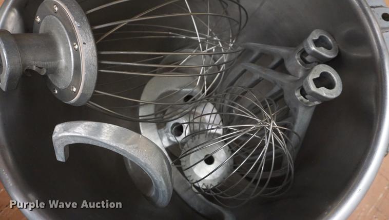 image for item DN9294 Hobart H-600-T mixer