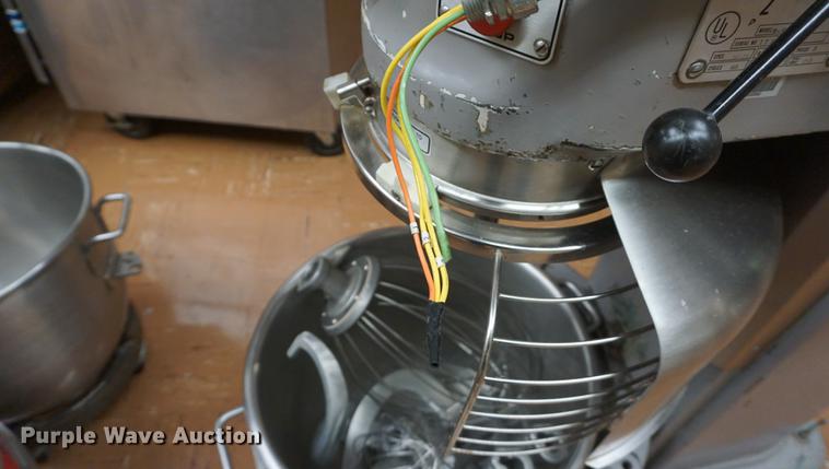 image for item DN9294 Hobart H-600-T mixer