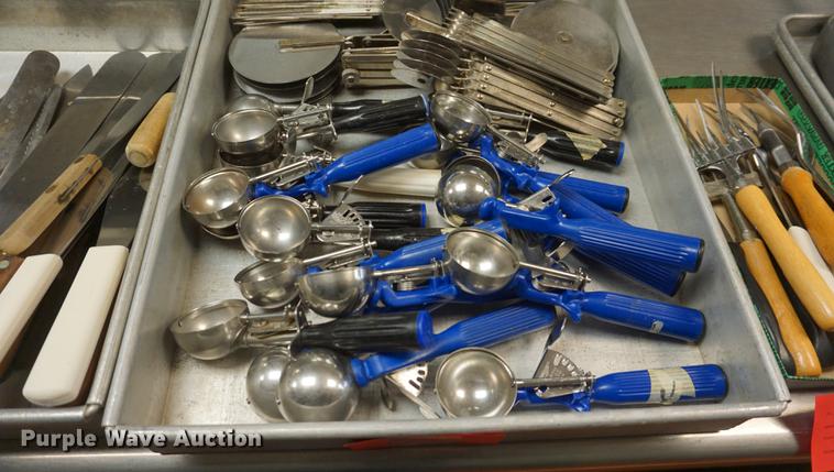 image for item DN9298 Restaurant equipment