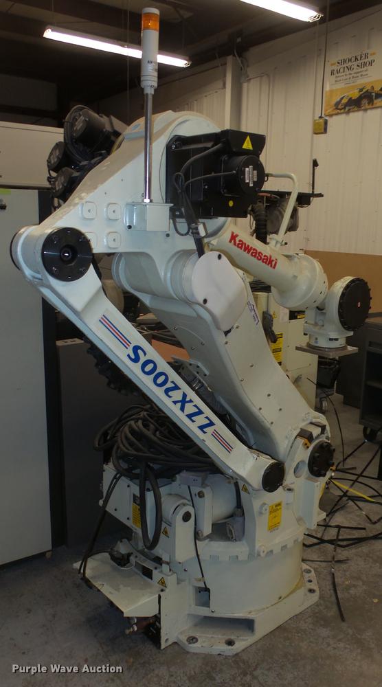 image for item DR9536 2005 Kawasaki ZX200S robot