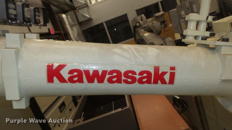 image for item DR9536 2005 Kawasaki ZX200S robot