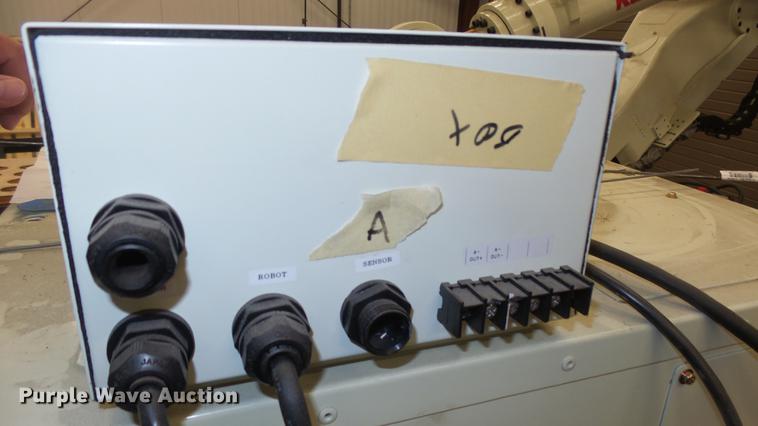 image for item DR9536 2005 Kawasaki ZX200S robot