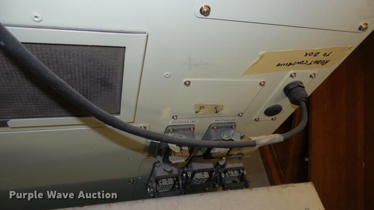 image for item DR9536 2005 Kawasaki ZX200S robot