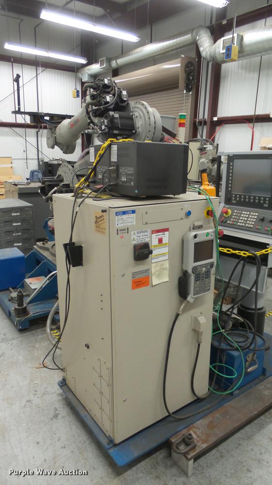 image for item DR9537 Motoman ES200N robot