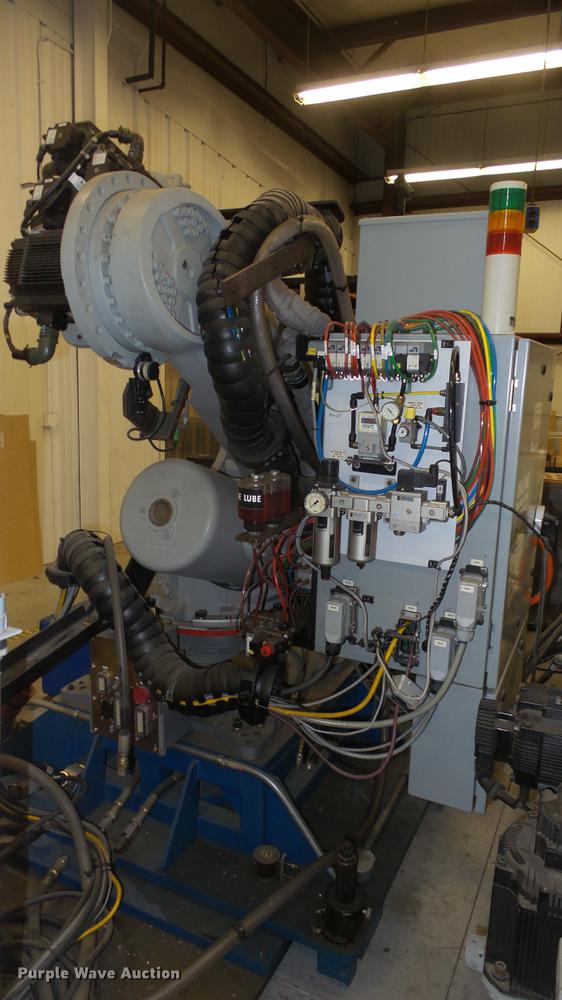 image for item DR9537 Motoman ES200N robot