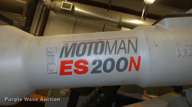 image for item DR9537 Motoman ES200N robot