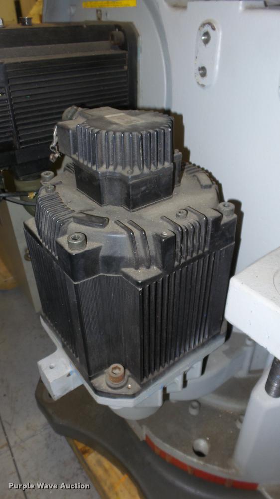 image for item DR9538 Motoman UP200 robot