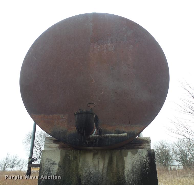 image for item DS9568 Oil tank