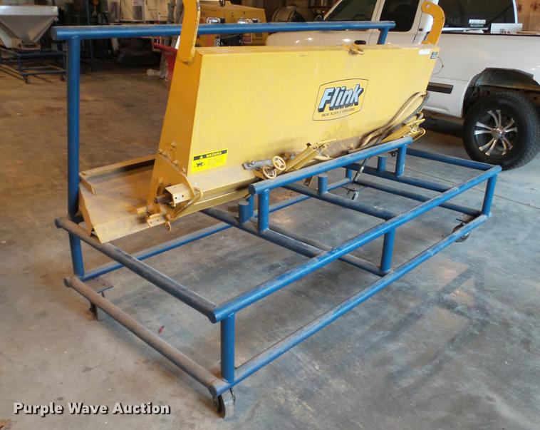 image for item DT9065 Flink HD6 tailgate spreader