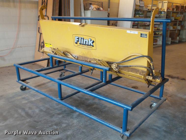 image for item DT9065 Flink HD6 tailgate spreader