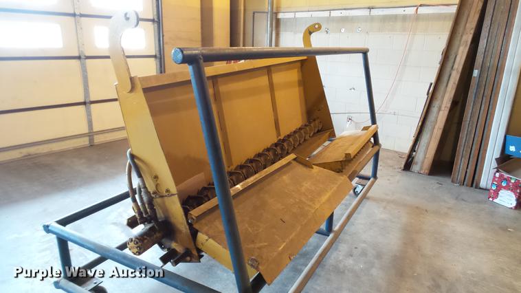 image for item DT9065 Flink HD6 tailgate spreader