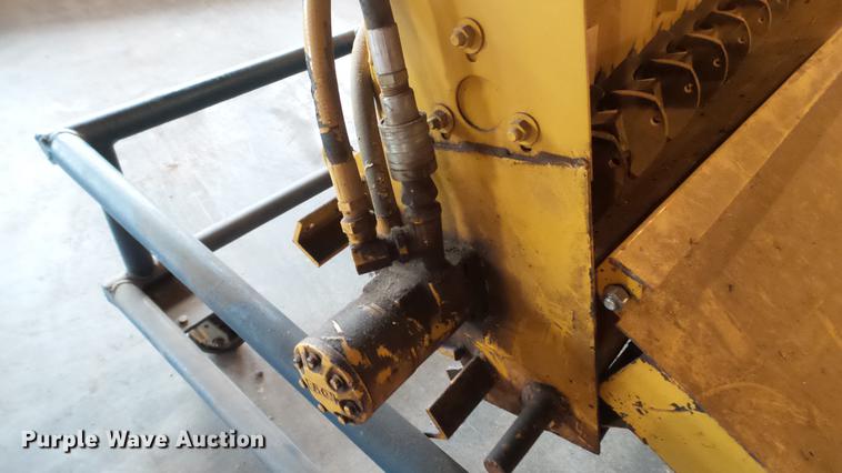 image for item DT9065 Flink HD6 tailgate spreader