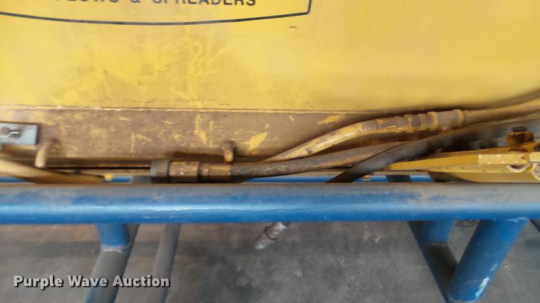 image for item DT9065 Flink HD6 tailgate spreader